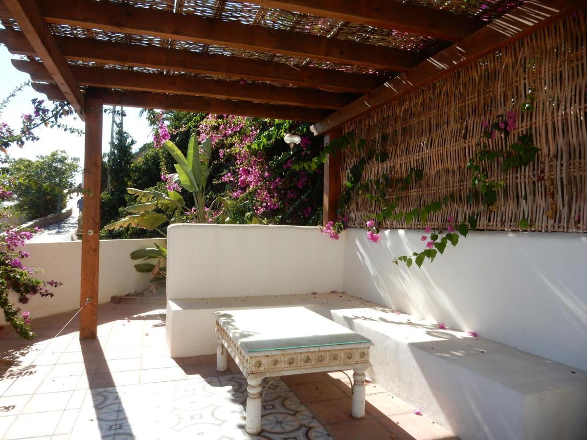 Beach Villa ,Nerja, Seaview, Pool, 3 Bedrooms, Huge Terrace And Garden Exterior foto